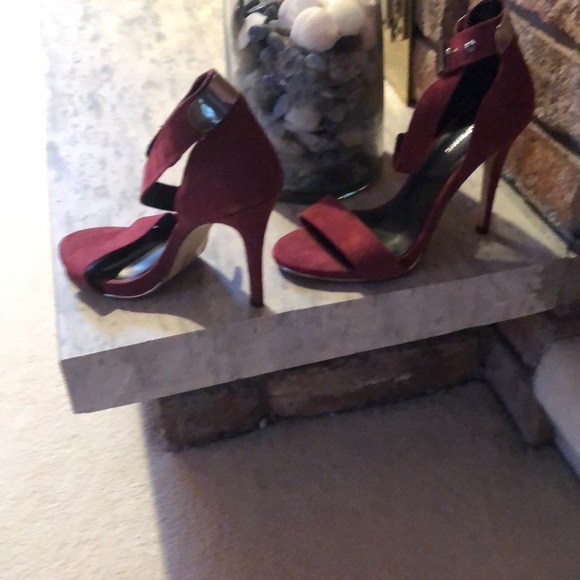 Call it Spring RED spiked heel microfibre dress shoes size 8.❤️. - Picture 7 of 7